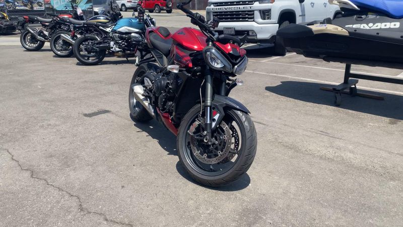Used 2024 Triumph Street Triple 765 RS Image 3