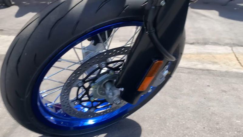 New 2025 Suzuki DR-Z4SM Image 4