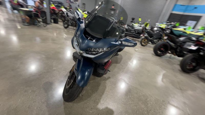 Used 2022 Honda Goldwing Image 3