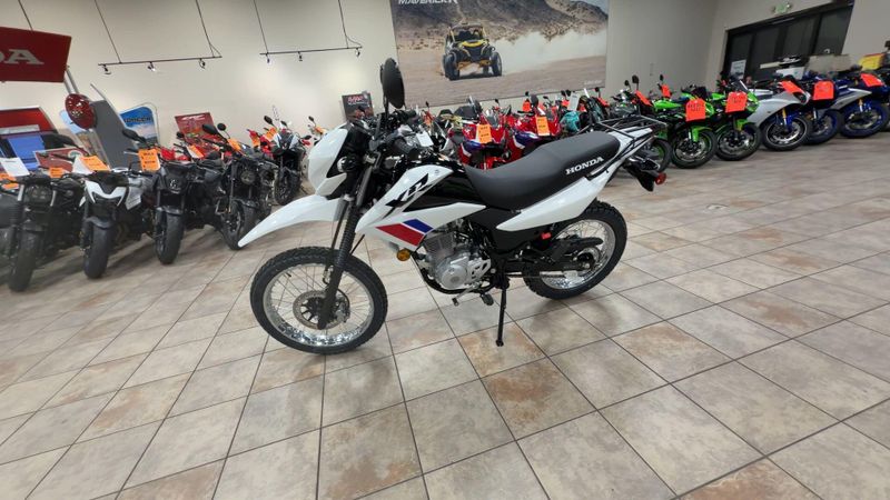 New 2025 Honda XR150L Image 6