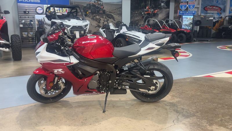 New 2027 Suzuki GSX-R600 Image 5