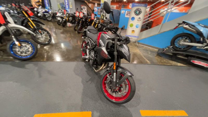 New 2026 Suzuki GSX-8S Image 2