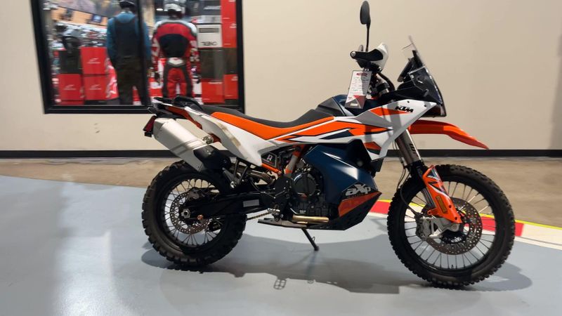 2023 KTM 890 Adventure R 890 R Image 5