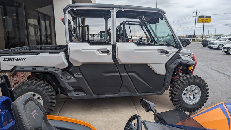 2024 Can-Am DEFENDER MAX XMR 65 HD10 GY 24Image 2