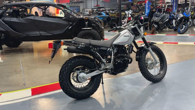 New 2027 Yamaha TW200 Image 8