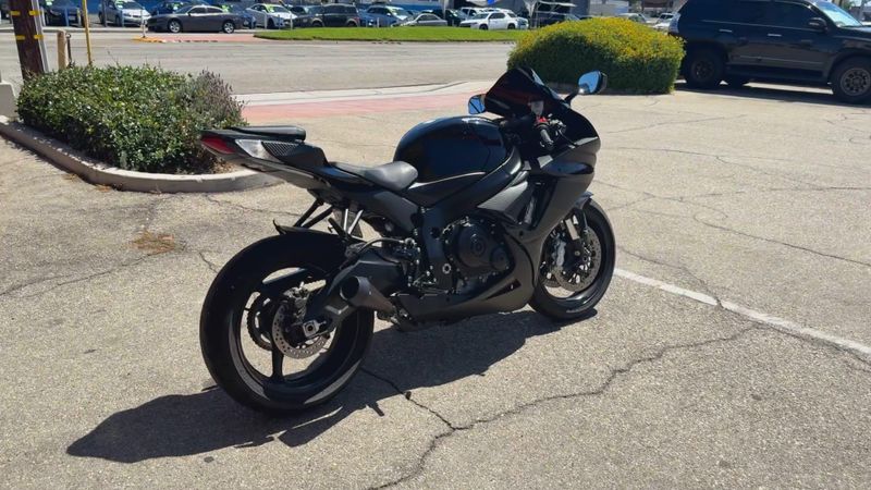 Used 2024 Suzuki GSX-R600 CA Image 8
