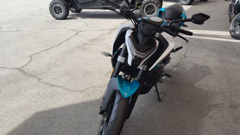 New 2026 CFMOTO 450NK Image 8