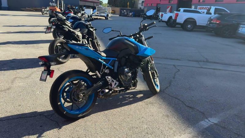 Used 2024 Suzuki GSX-8S Image 8