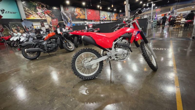 2025 Honda CRF250F Image 9