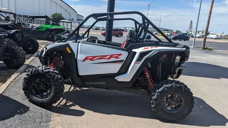 2024 Polaris RZR XP 1000 SPORT WHITE LIGHTNING Image 5