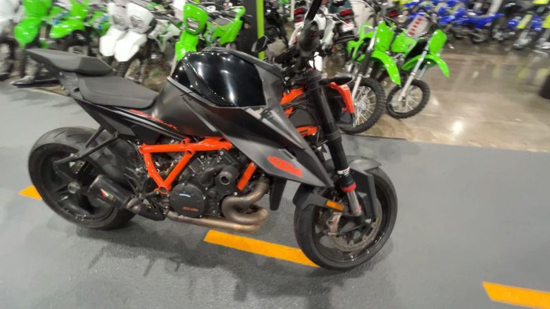 Used 2020 KTM 1290 SUPER DUKE R Image 9