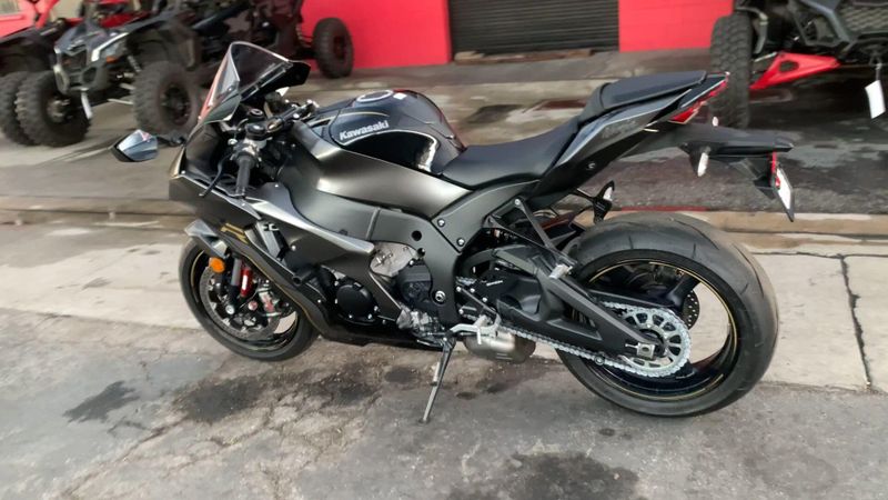 Used 2023 Kawasaki Ninja ZX-10R KRT Edition Image 6