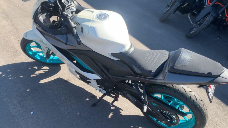 Used 2024 Yamaha YZF-R3 ABS Image 5