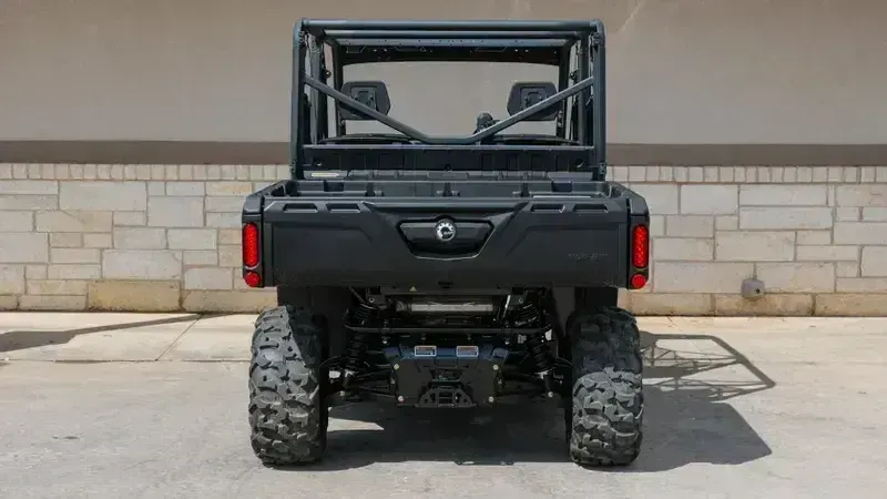 2025 Can-Am DEFENDER MAX DPS HD9 STEALTH BLACK Image 10