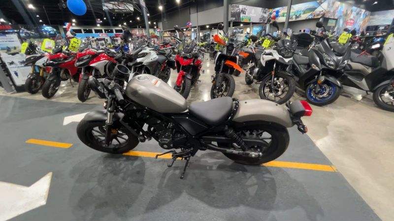 Used 2018 Honda REBEL 300 Image 6