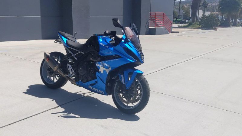 Used 2024 Suzuki GSX-8R Image 9