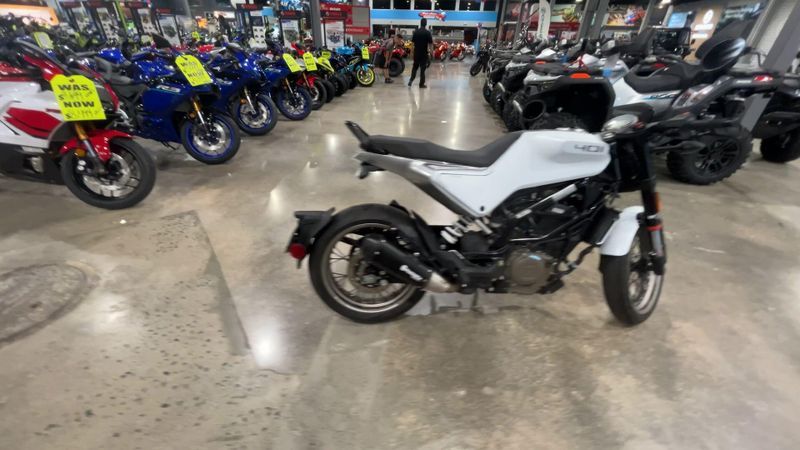Used 2022 Husqvarna VITPILEN 401 Image 9