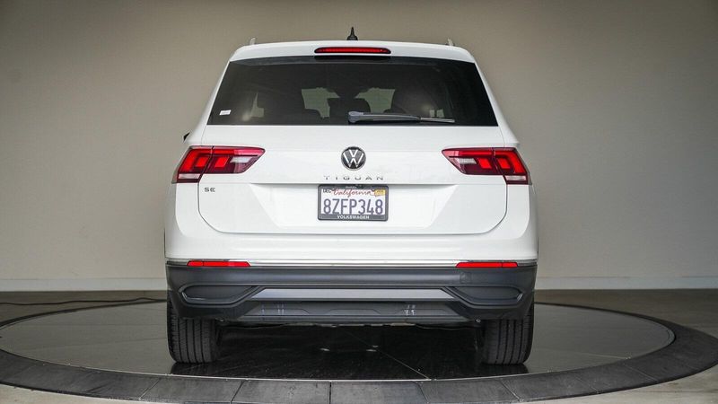 2022 Volkswagen Tiguan 2.0T SEImage 3
