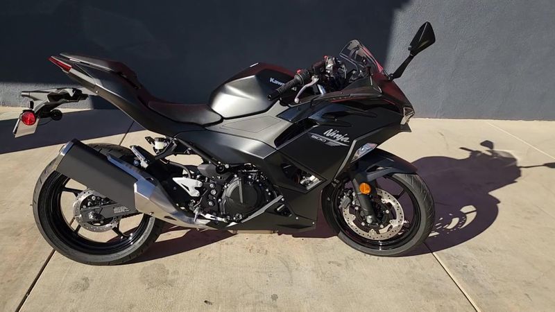 New 2026 Kawasaki NINJA 500 Image 4