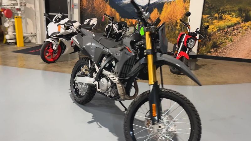 New 2025 Suzuki DR-Z4S Image 7