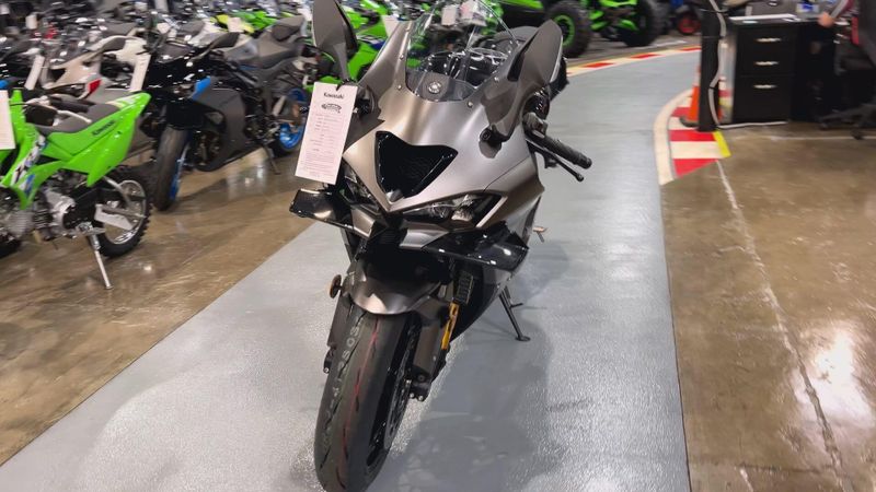 New 2026 Kawasaki NINJA ZX-10R Image 7