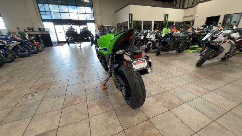 New 2026 Kawasaki NINJA ZX-6R Image 7