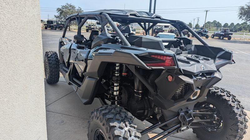 2025 Can-Am MAVERICK MAX XDS 64 TURBO RR TRIPLE BLACKImage 8