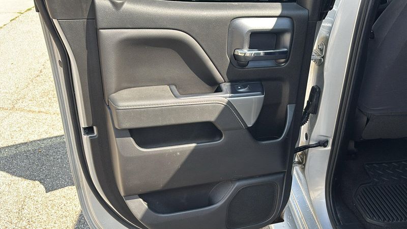 Used 2018 Chevrolet Silverado 1500 LTImage 7