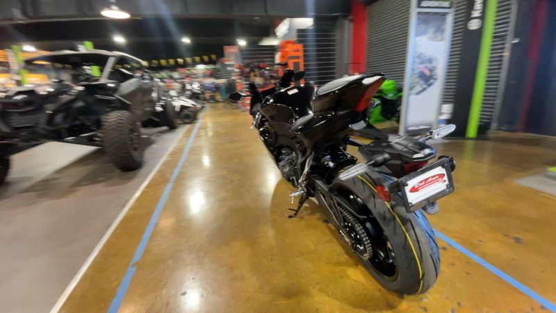 New 2027 Yamaha YZF-R9 Image 7