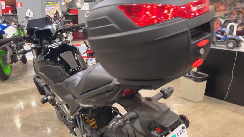Used 2024 Suzuki SV650 ABS Image 2