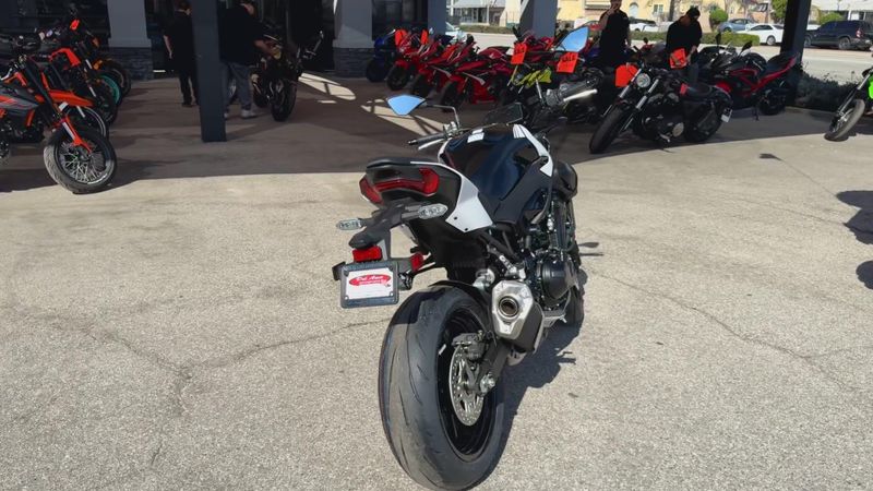 New 2026 Kawasaki Z900 ABS Image 3