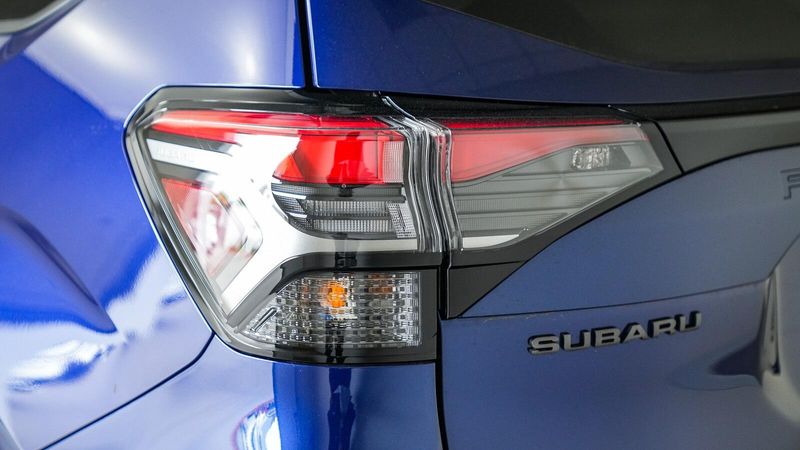 2025 Subaru Forester SportImage 8