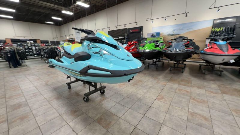 New 2025 Yamaha VX LIMITED HO Image 3