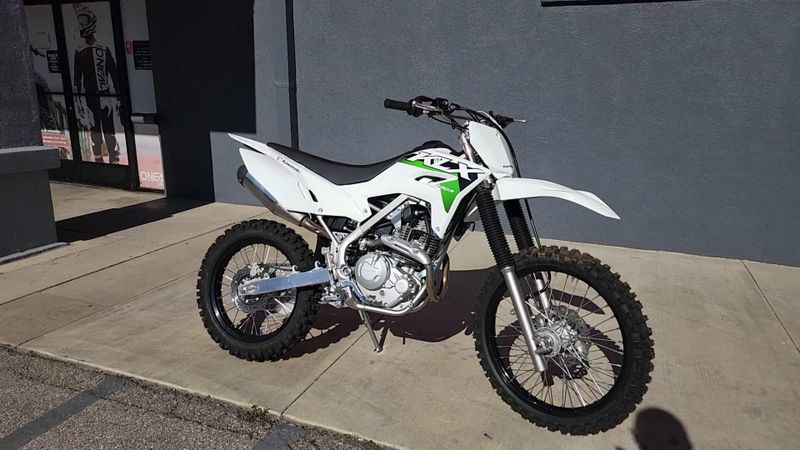 New 2026 Kawasaki KLX230R Image 5