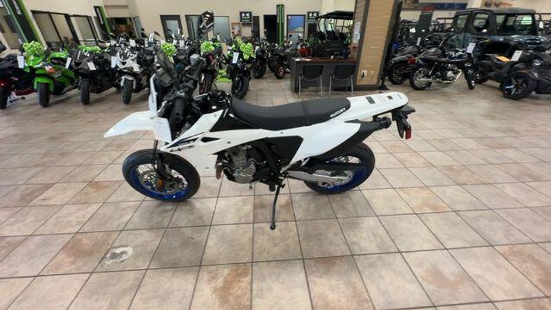 New 2025 Suzuki DR-Z4SM Image 9