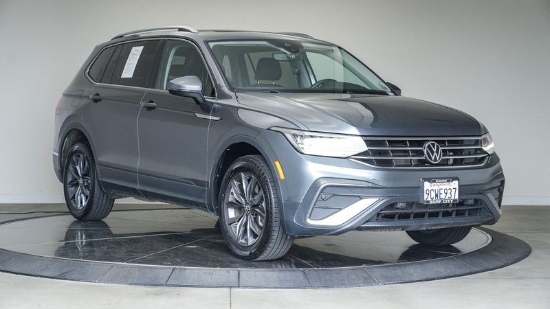 2022 Volkswagen Tiguan 2.0T SEImage 5