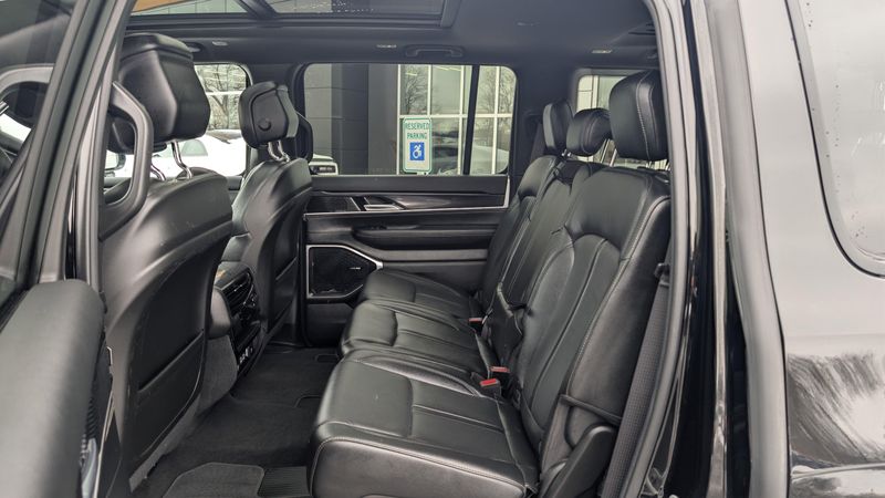 2022 Jeep Wagoneer Series IImage 11