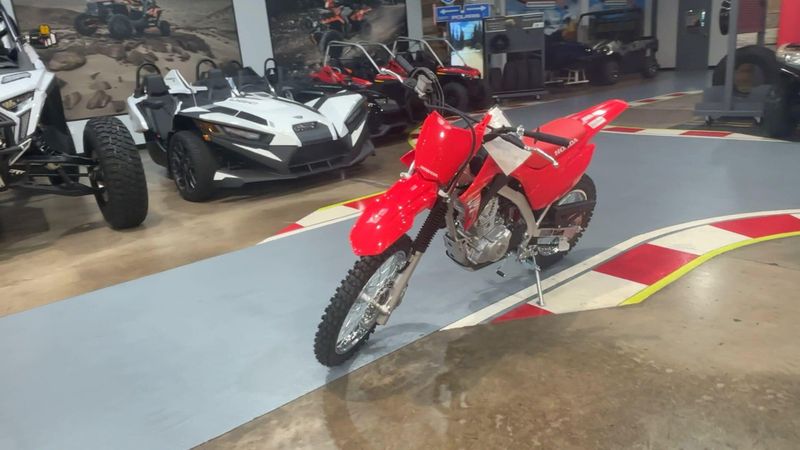 New 2027 Honda CRF125F Image 3