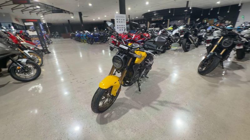 New 2026 Honda CB300R ABS Image 6