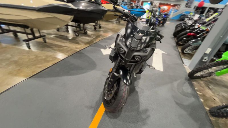 Used 2019 Yamaha MT-10 Image 3