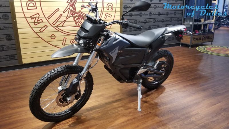 2023 Zero FX  in a Black-Grey exterior color. Motorcycles of Dulles 571.934.4450 motorcyclesofdulles.com 