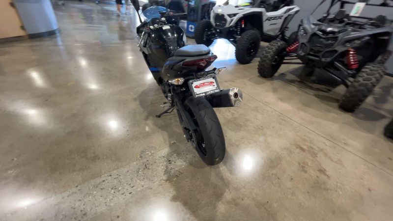 Used 2025 Kawasaki NINJA 500 Image 7