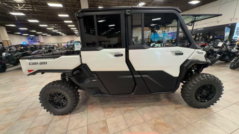 New 2026 Can-Am DEFENDER MAX LIMITED CAB HD11 Image 2