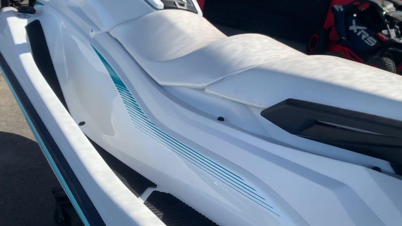 New 2025 Yamaha VX Image 5