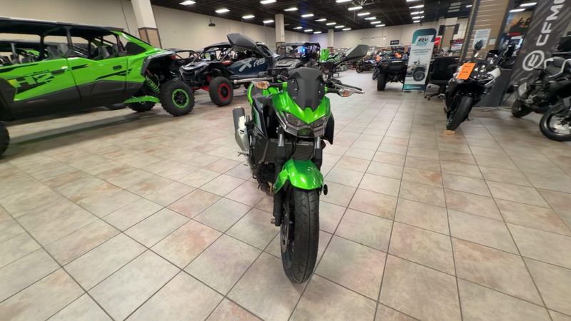 Used 2024 Kawasaki Z500 ABS Image 3