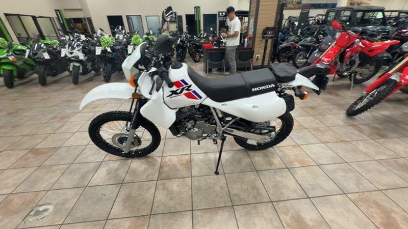 New 2025 Honda XR650L Image 9