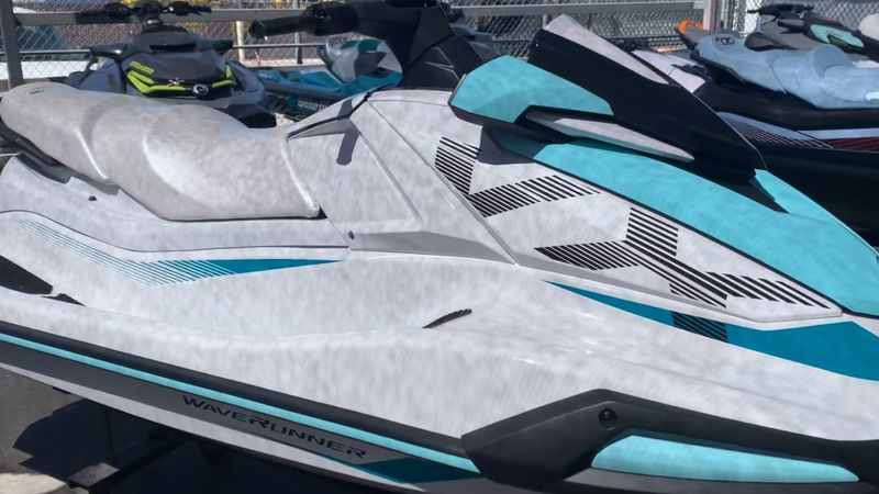 New 2025 Yamaha VX Image 8