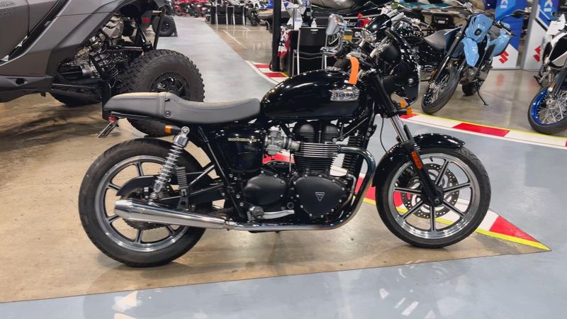 Used 2013 Triumph Bonneville A2 Image 5