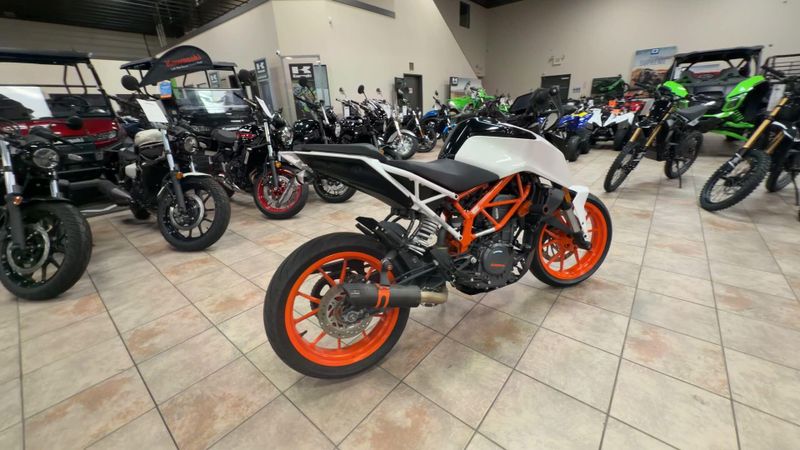 Used 2017 KTM 390 DUKE Image 9