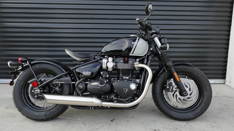 New 2025 Triumph Bonneville Bobber Base 